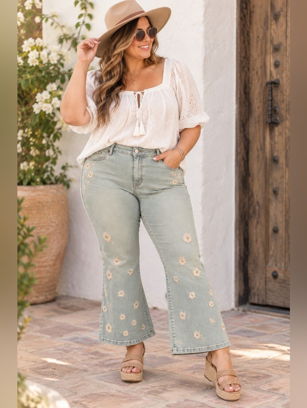 Jessica Simpson Daisy Flare Jeans Size 24W Embroidered Flowers Ankle Flare Plus